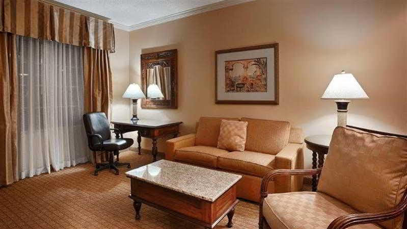 Best Western Richmond Suites H Baton Rouge Buitenkant foto
